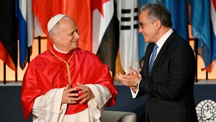 Đức Lêô XIV thăm UNESCO, kêu gọi xây dựng hòa bình bằng đối thoại